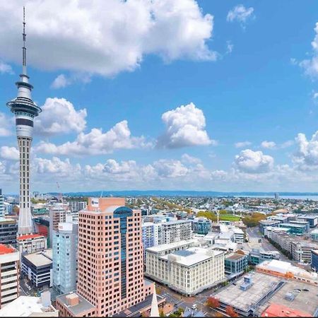 Magnificent Skytower, Sea, Habour View In Cbd Auckland Exterior photo