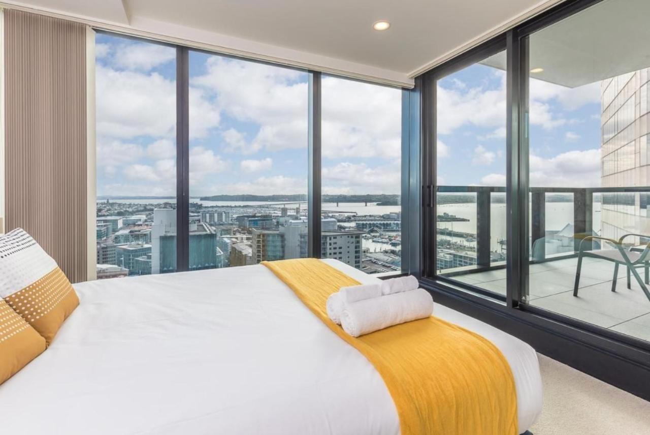 Magnificent Skytower, Sea, Habour View In Cbd Auckland Exterior photo